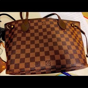 100% Authentic Louis Vuitton Neverfull PM